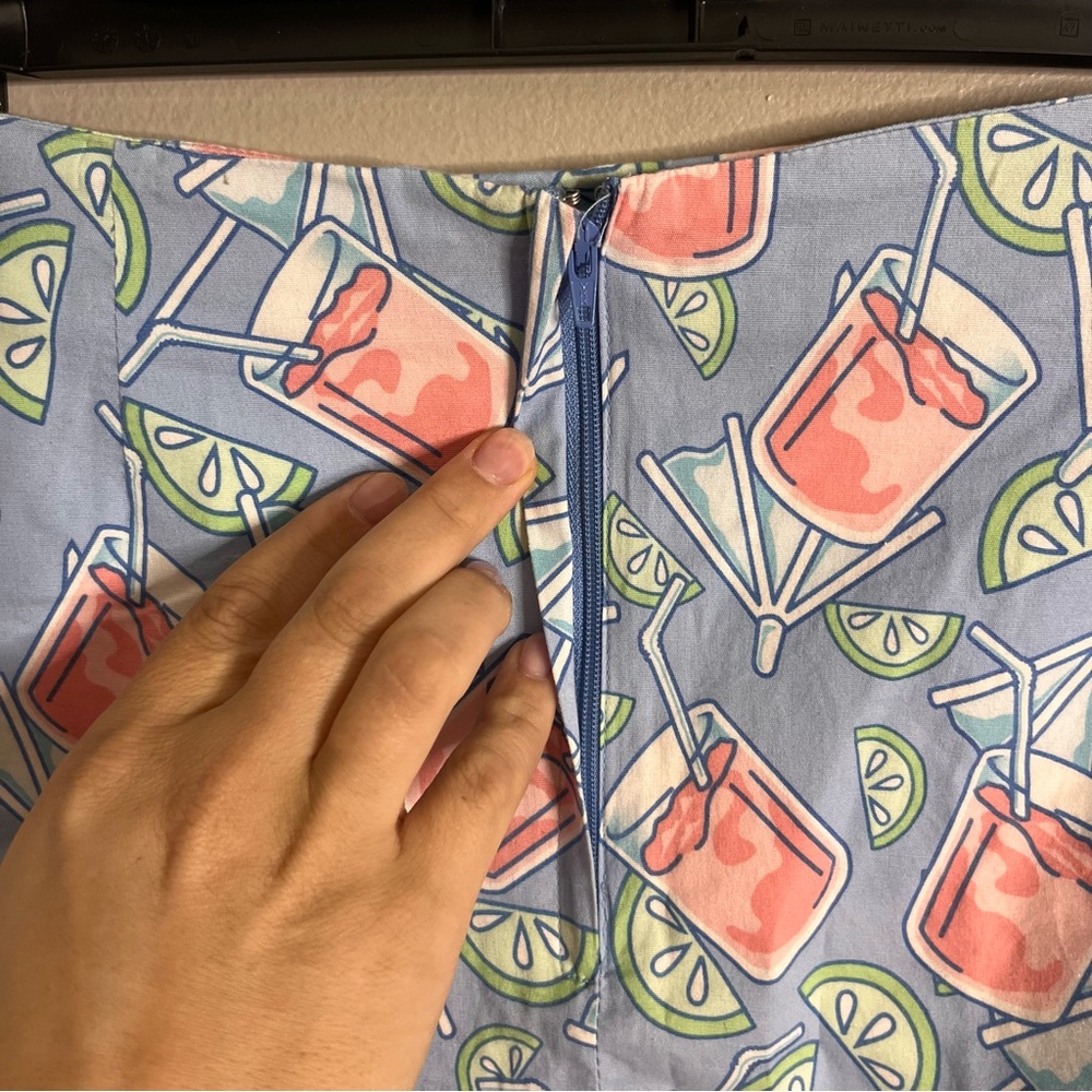 Vineyard Vines Size 6 Cotton Umbrella Drink Tropical Straight Skirt Casual - Picture 5 of 5